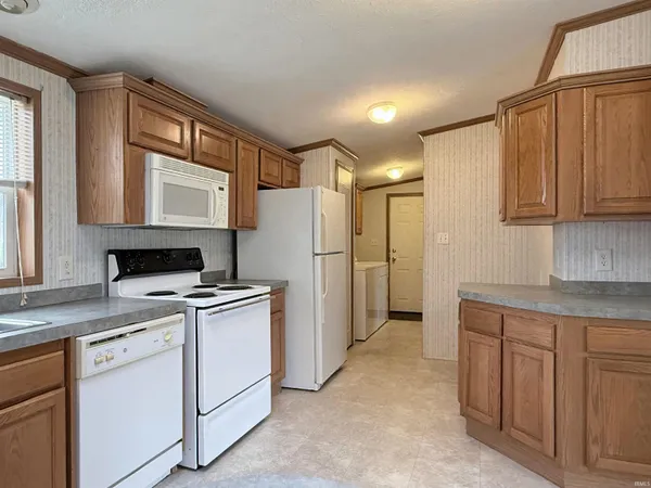 $189,900 | 315 Doyle Avenue, Loogootee, IN 47553