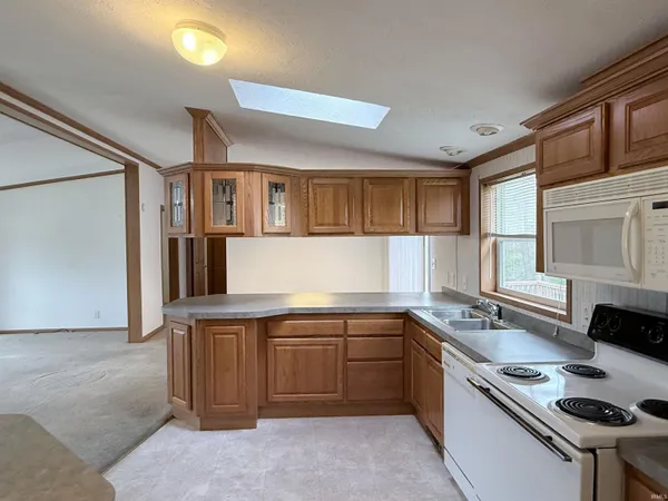 $189,900 | 315 Doyle Avenue, Loogootee, IN 47553