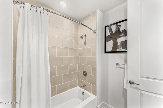 $550,000 | 3131 North Central Avenue, Unit 3012, Phoenix, AZ 85012