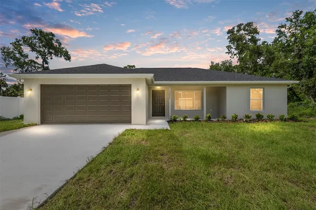 $2,000 | 13027 Northeast 5th Place, Silver Springs, FL 34488