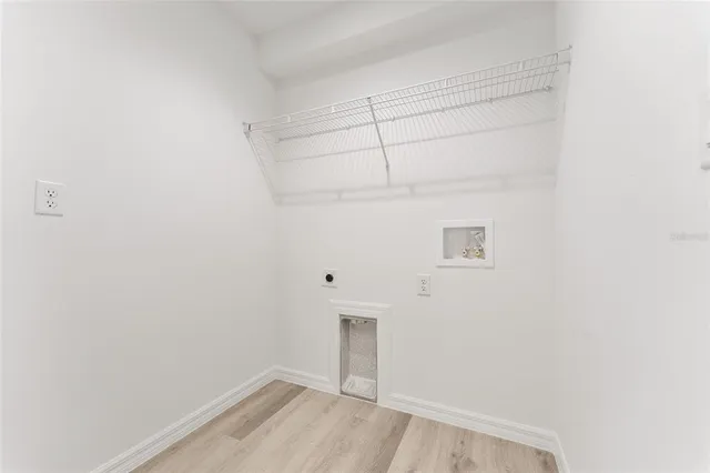 $2,000 | 13027 Northeast 5th Place, Silver Springs, FL 34488