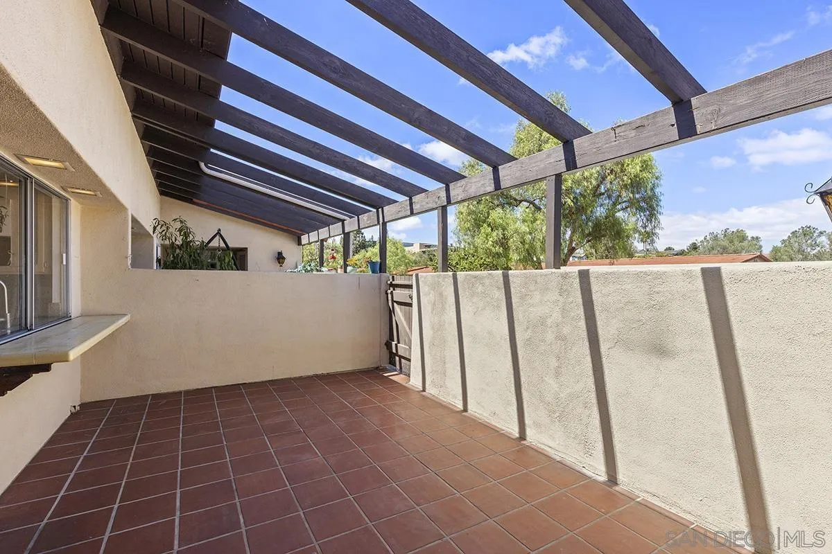 11988 Rancho Bernardo Road, Unit D San Diego, CA 92128 - Photo 33 of 42 Gallery Image 33