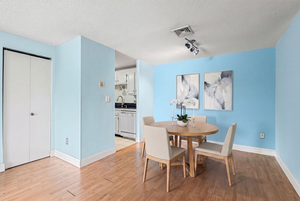 15 Bower Road, Unit E1 Quincy, MA 02169 - Photo 5 of 34