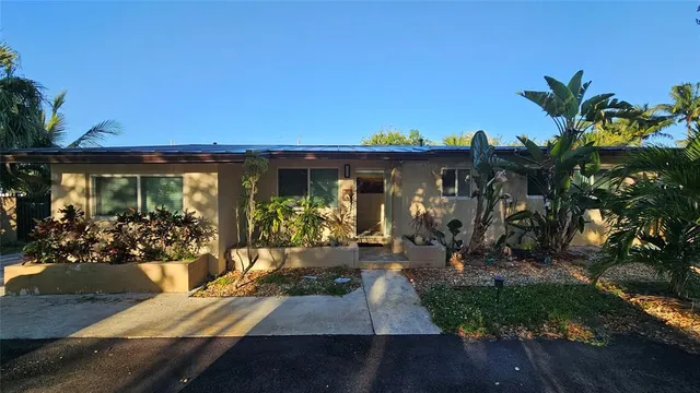 $5,000 | 436 Northeast 25th Avenue, Pompano Beach, FL 33062