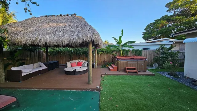 $5,000 | 436 Northeast 25th Avenue, Pompano Beach, FL 33062