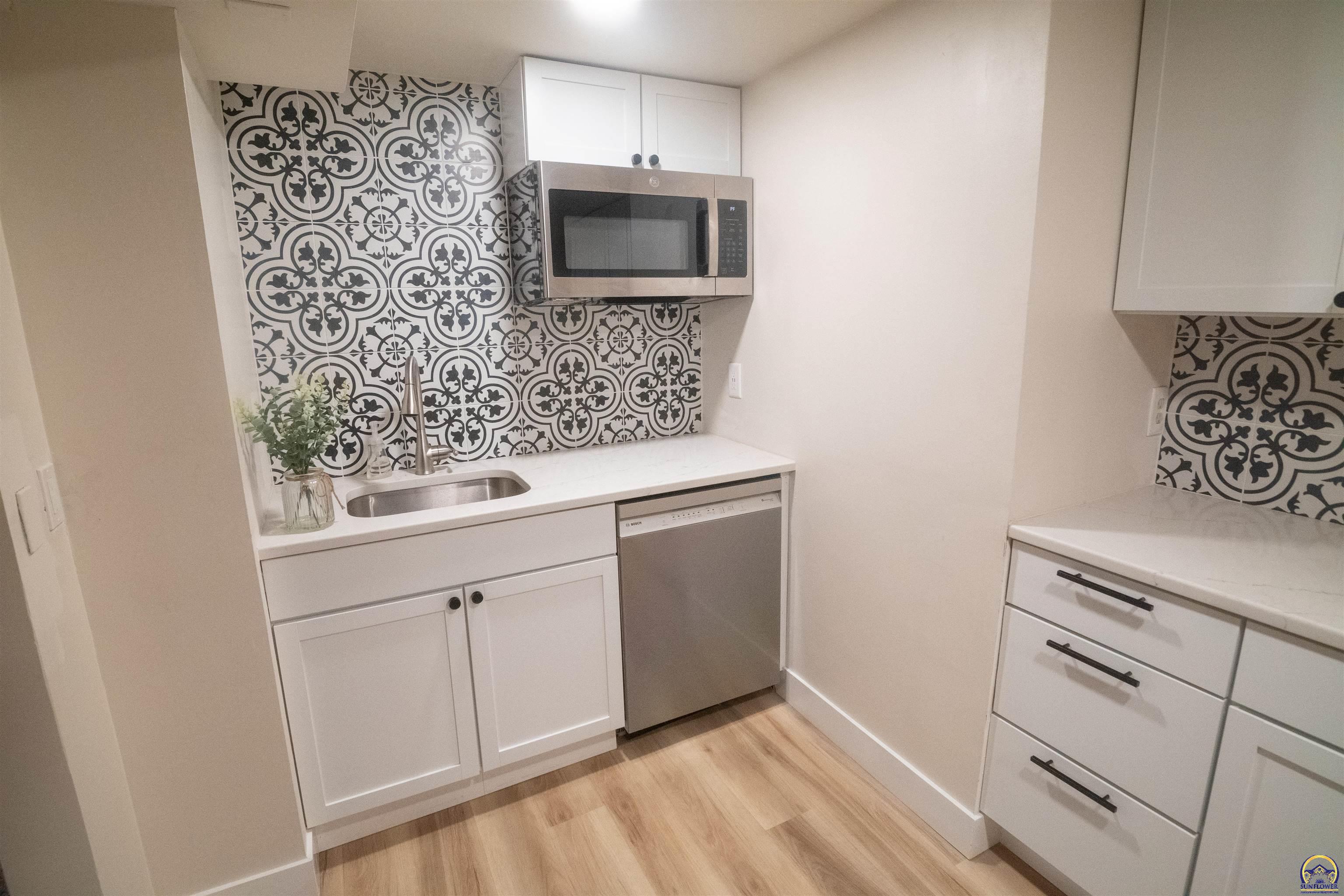 410 Turner Road Emporia, KS 66801 - Photo 17 of 47