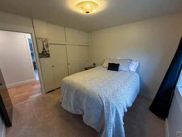 $329,000 | 410 Turner Road, Emporia, KS 66801