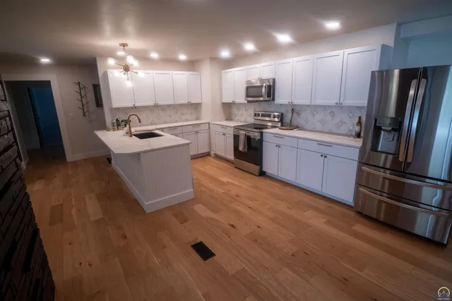 $329,000 | 410 Turner Road, Emporia, KS 66801