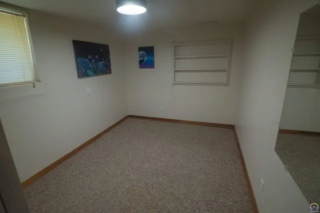 $329,000 | 410 Turner Road, Emporia, KS 66801