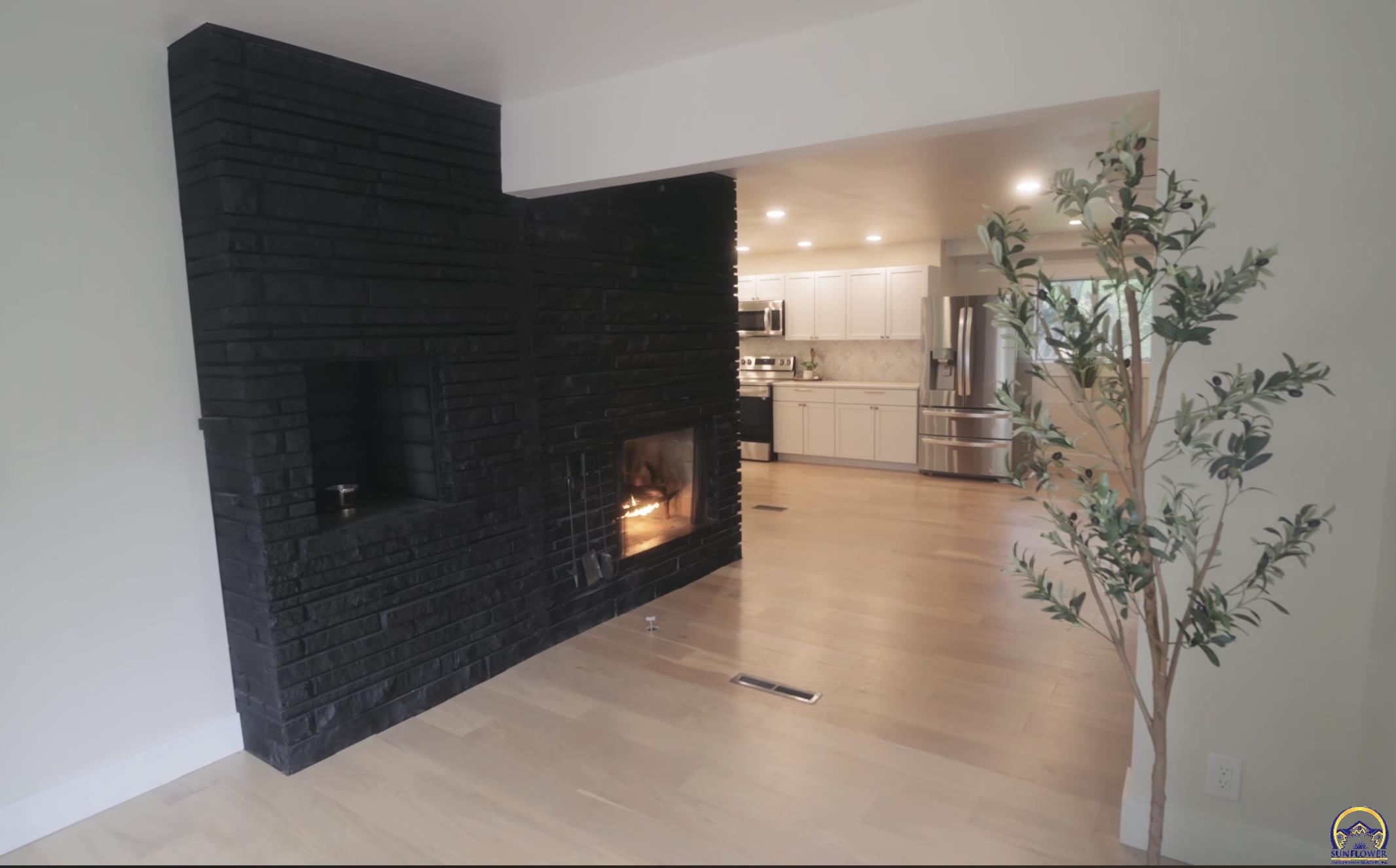 410 Turner Road Emporia, KS 66801 - Photo 10 of 47