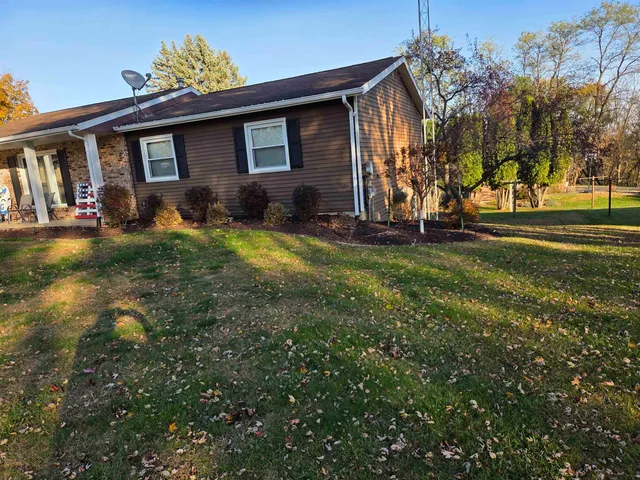 $297,500 | 105 Blackhawk Drive, Galena, IL 61036