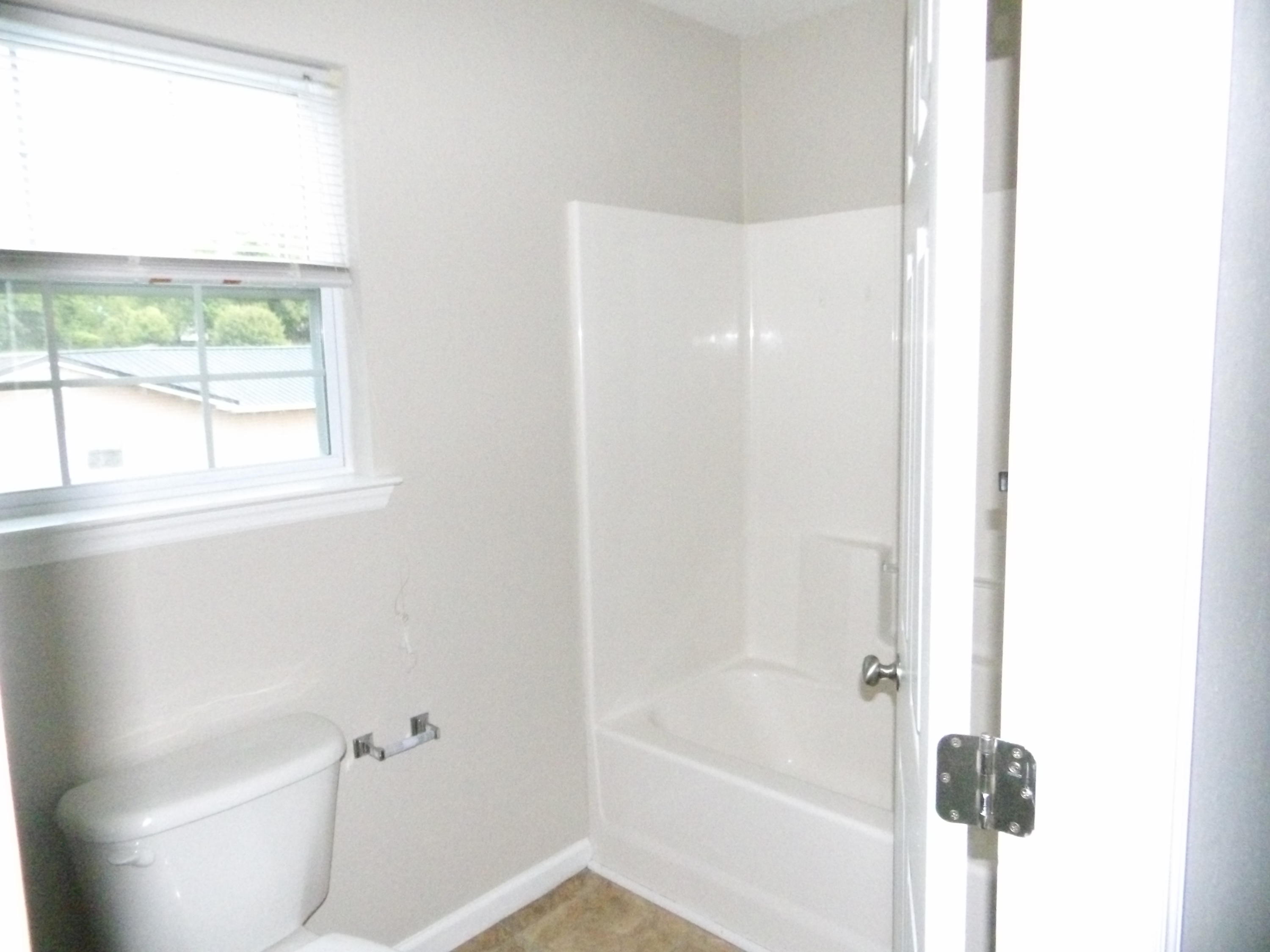 109 Holcomb Road Ringgold, GA 30736 - Photo 14 of 30 100_0304