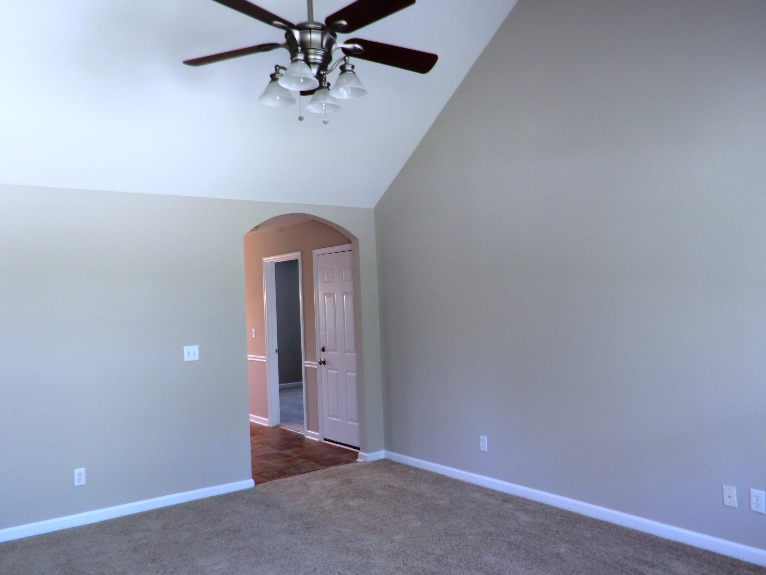 109 Holcomb Road Ringgold, GA 30736 - Photo 5 of 30 100_0253