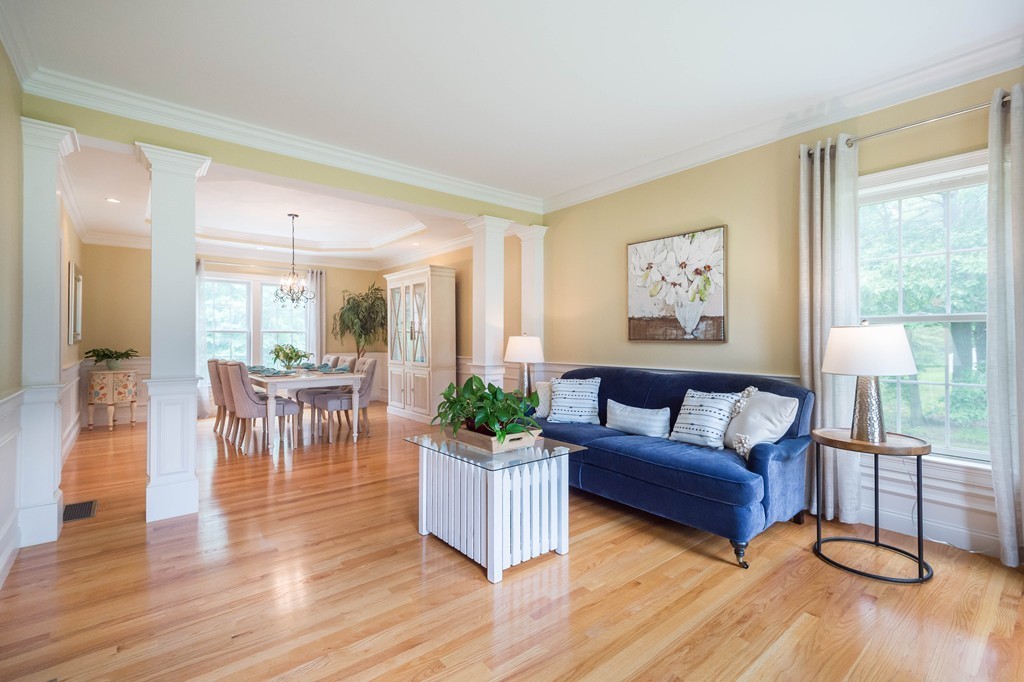 7 Fosters Pond Road Andover, MA 01810 - Photo 4 of 30