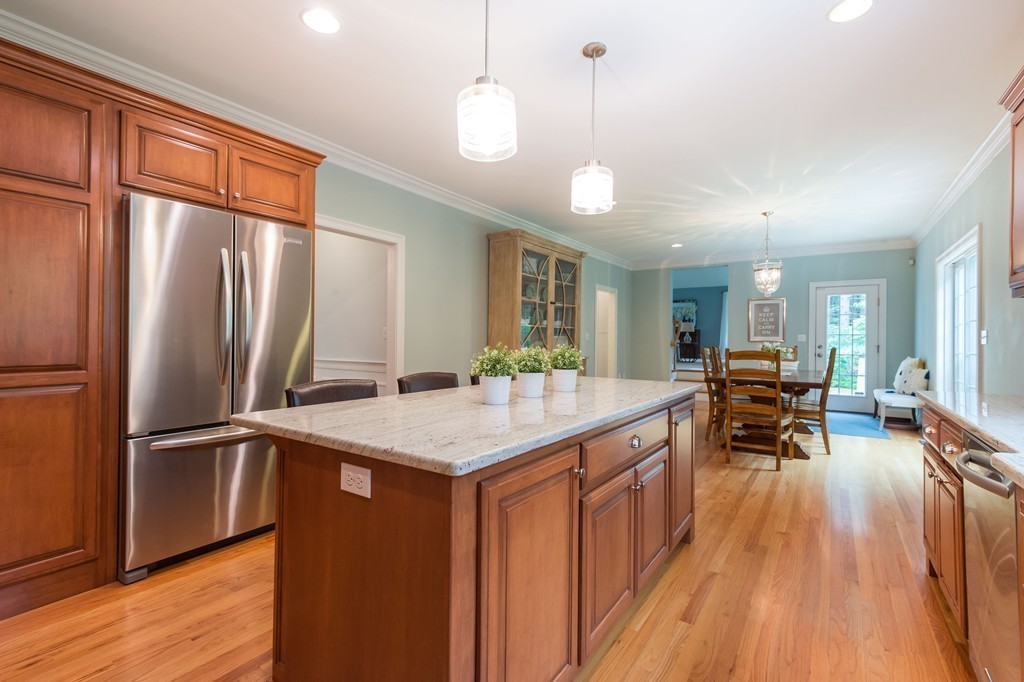 7 Fosters Pond Road Andover, MA 01810 - Photo 10 of 30