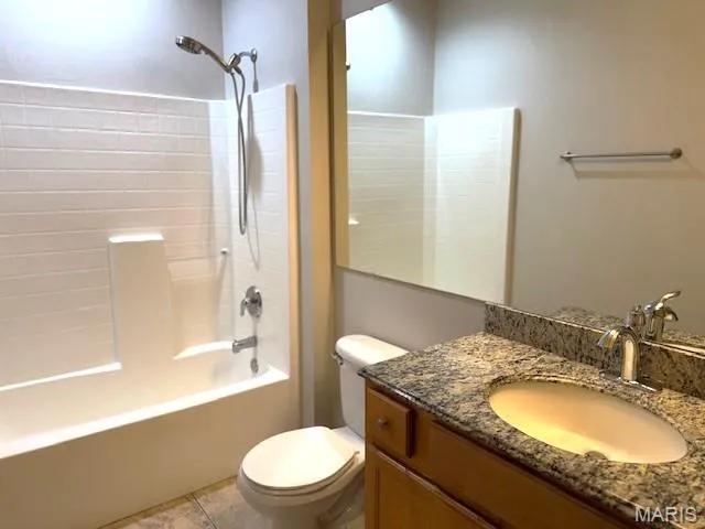 $189,900 | 2716 Mcknight Crossing Court, Chesterfield, MO 63005