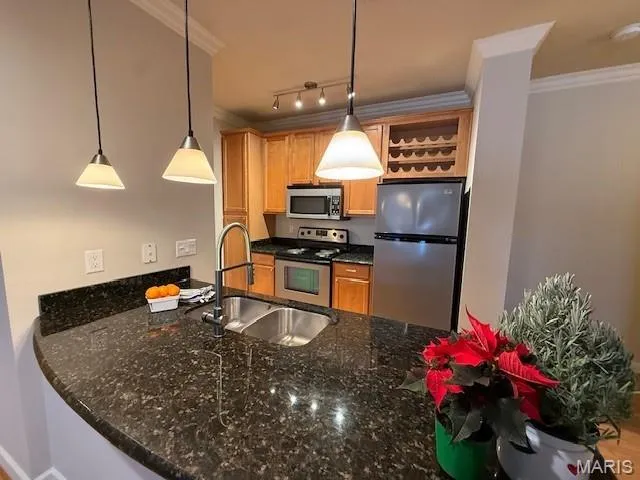 $189,900 | 2716 Mcknight Crossing Court, Chesterfield, MO 63005