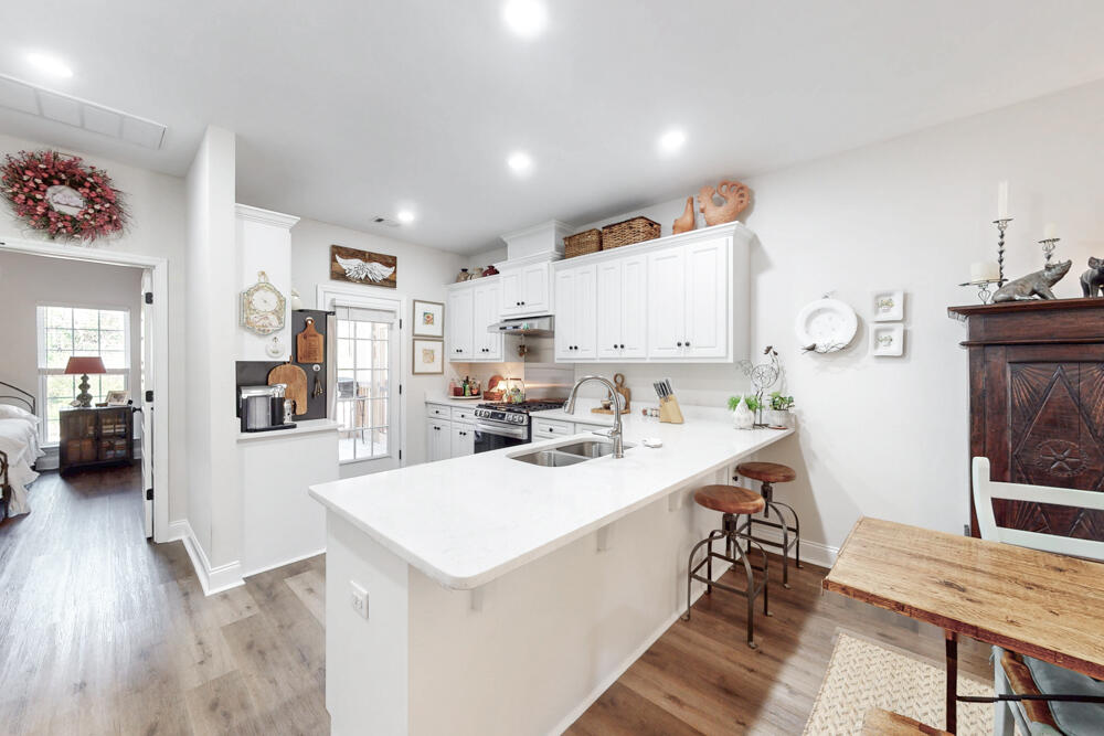1806 Lowe Street North Augusta, SC 29841 - Photo 3 of 21 Kitchen with Snack Bar!