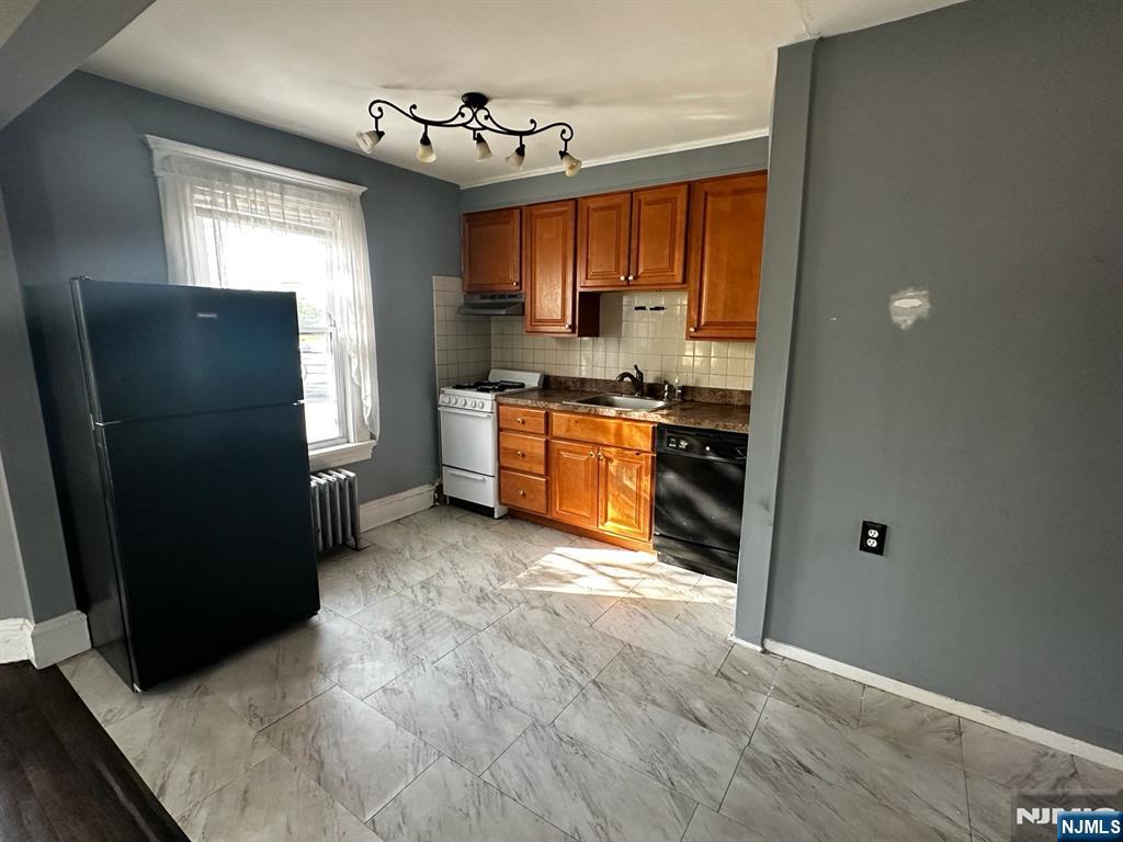 20 Maple Avenue Springfield, NJ 07081 - Photo 13 of 27