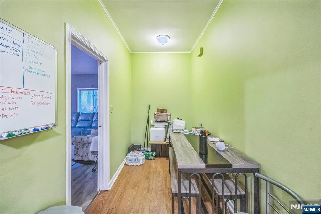 20 Maple Avenue Springfield, NJ 07081 - Photo 7 of 27