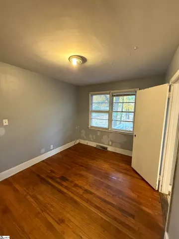 $185,000 | 1825 Woodsboro Drive, Columbia, SC 29210