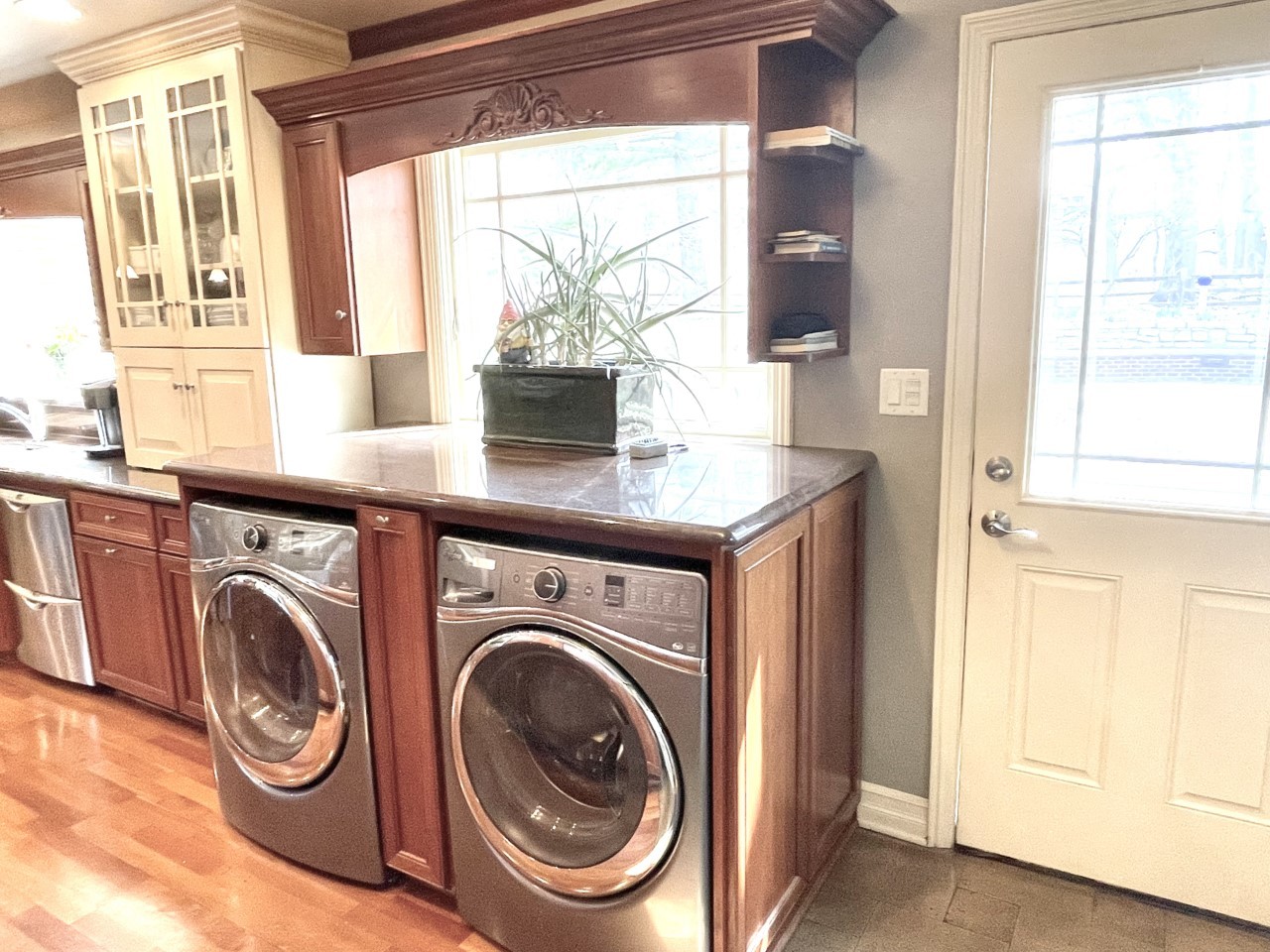 2583 East 259th Road Peru, IL 61354 - Photo 20 of 48 a utility room with sink dryer and washer