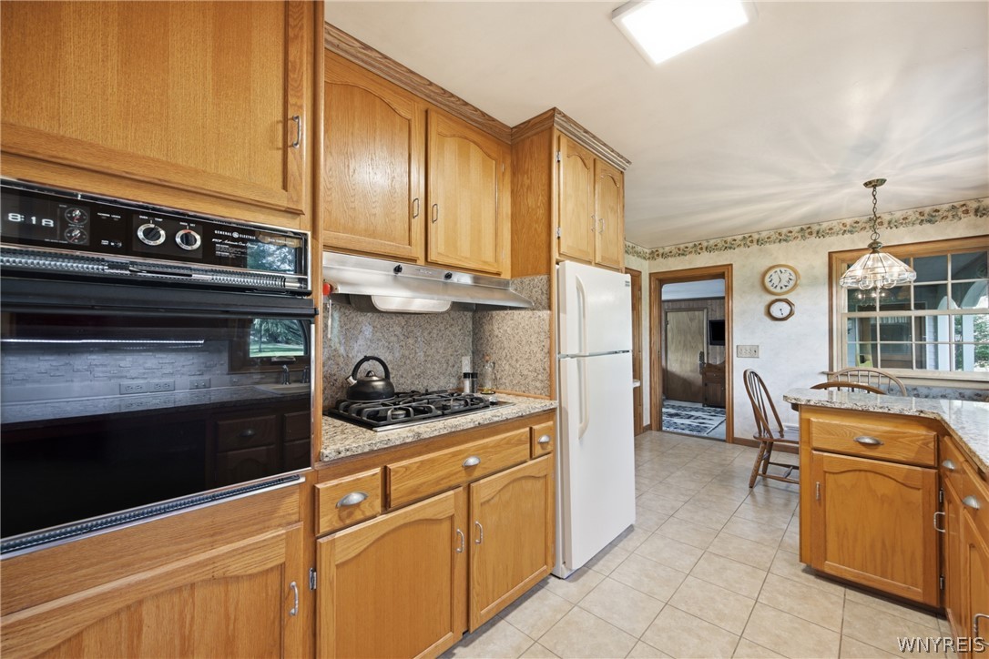 1391 Billington Road Elma, NY 14052 - Photo 6 of 46 Updated kitchen