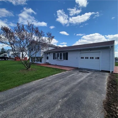 $2,600 | 47 Crimson Bramble Road, Henrietta, NY 14623