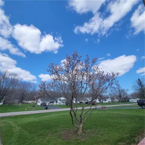 $2,600 | 47 Crimson Bramble Road, Henrietta, NY 14623