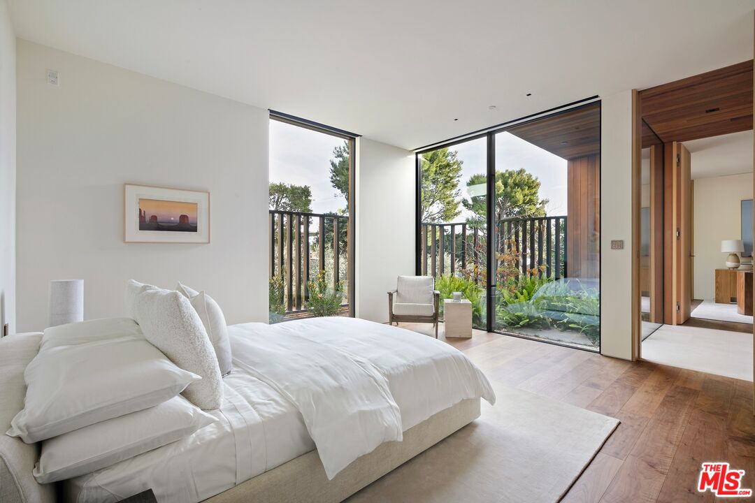 1675 Carla Ridge Beverly Hills, CA 90210 - Photo 49 of 52