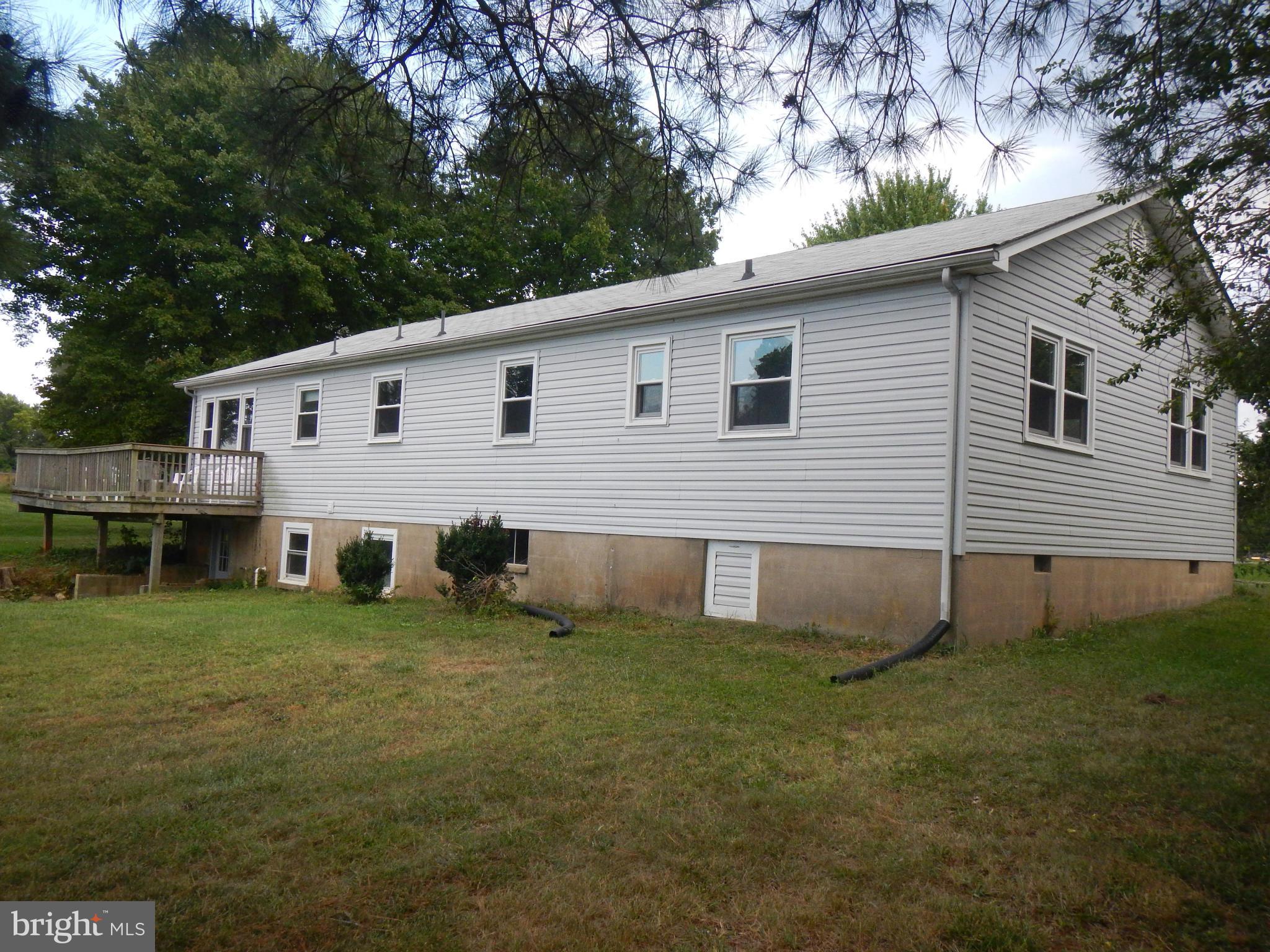 30555 Catharpin Road Locust Grove, VA 22508 - Photo 11 of 14 Exterior (Rear)