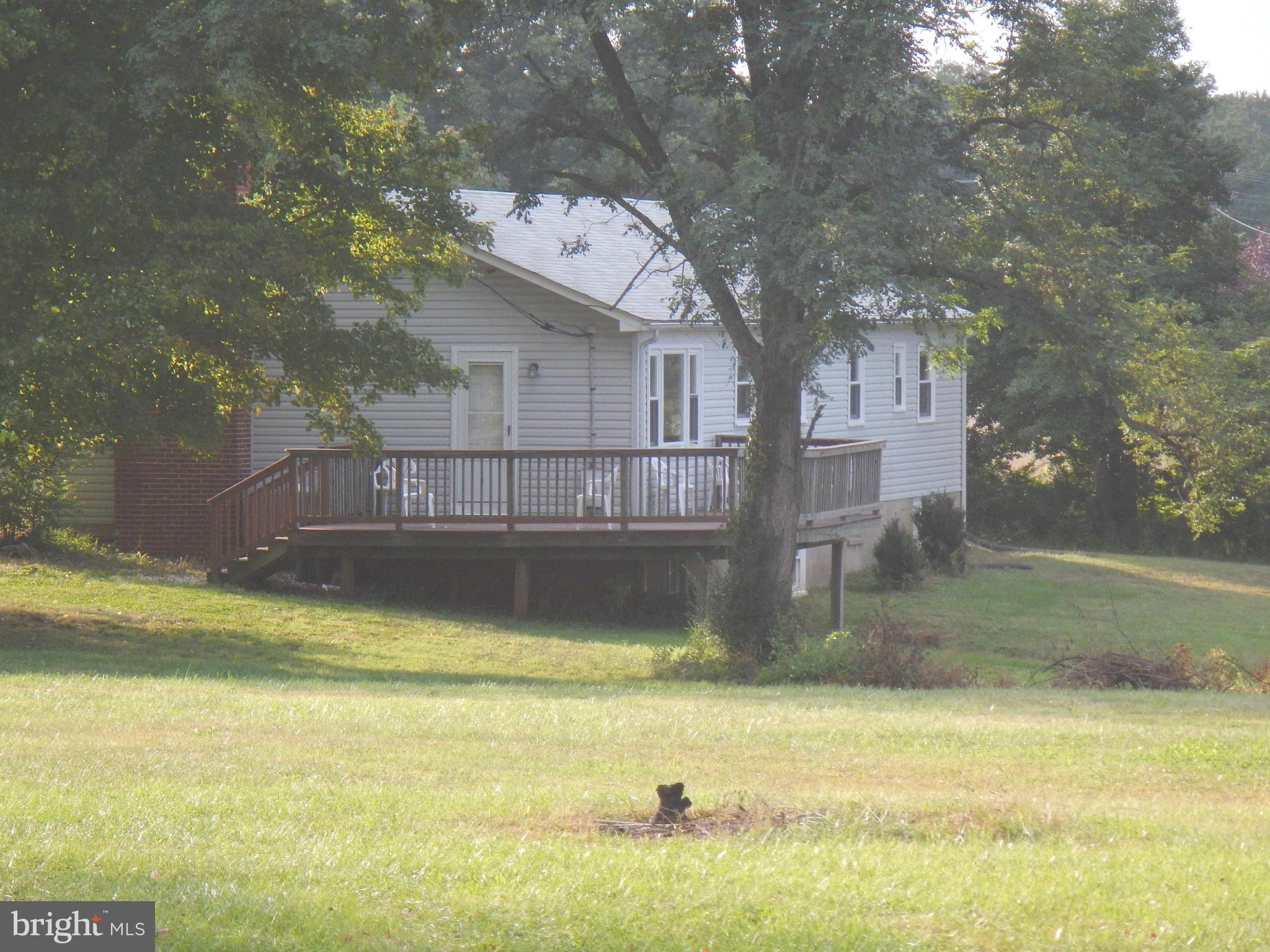 30555 Catharpin Road Locust Grove, VA 22508 - Photo 4 of 14 Exterior (General)