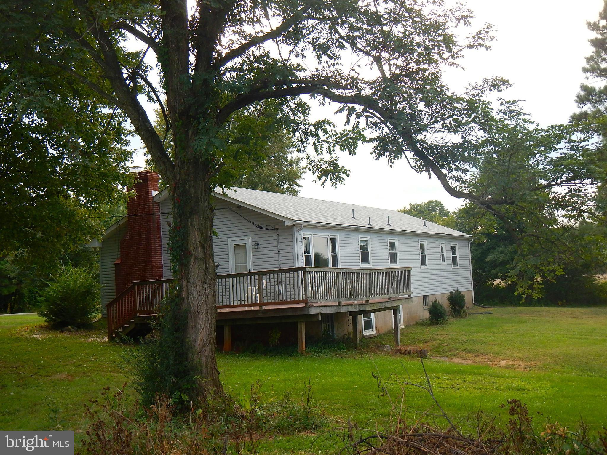 30555 Catharpin Road Locust Grove, VA 22508 - Photo 8 of 14 Exterior (General)
