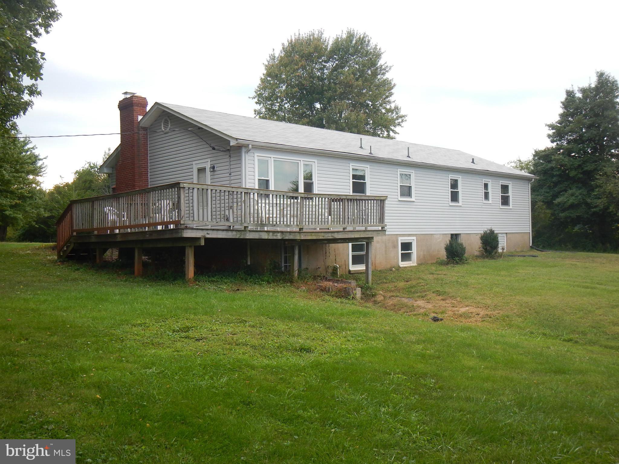 30555 Catharpin Road Locust Grove, VA 22508 - Photo 9 of 14 Exterior (General)