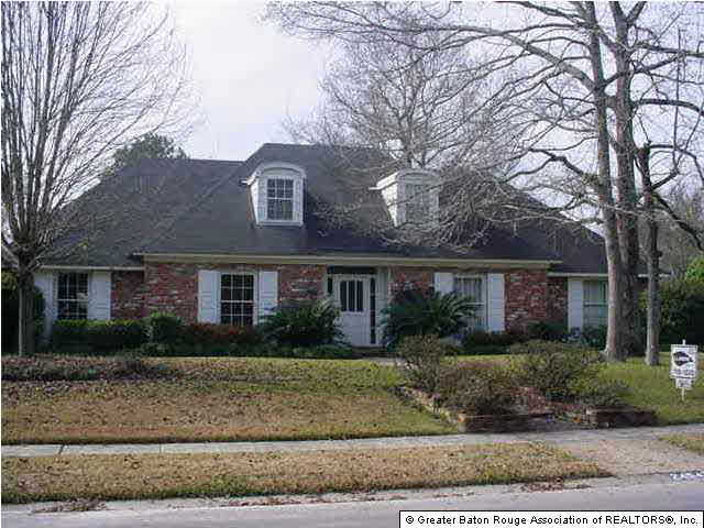 2454 Woodland Ridge Boulevard Baton Rouge, LA 70816 - Photo 1 of 10 Gallery Image 1