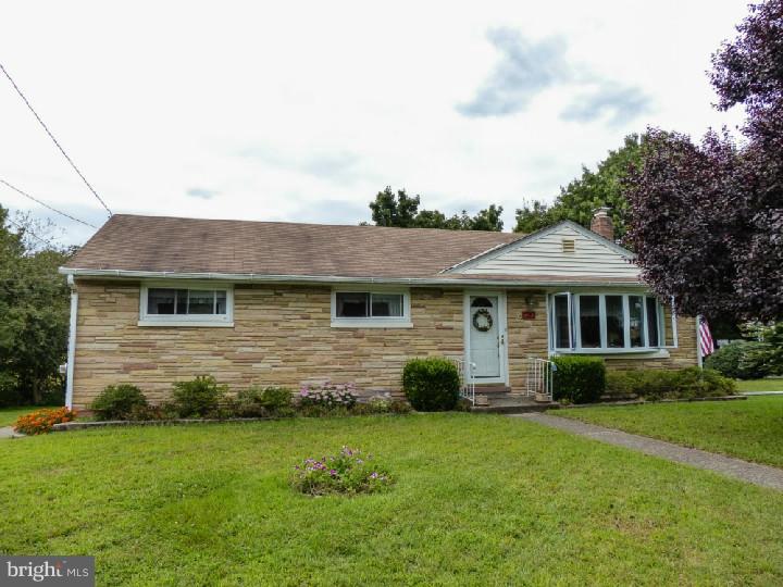 747 Fairmont Road Riegelsville, PA 18077 - Photo 1 of 24