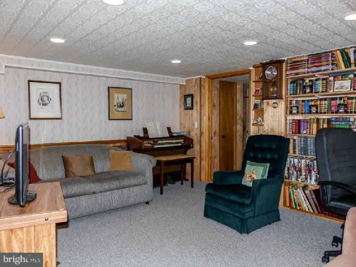 747 Fairmont Road Riegelsville, PA 18077 - Photo 24 of 24