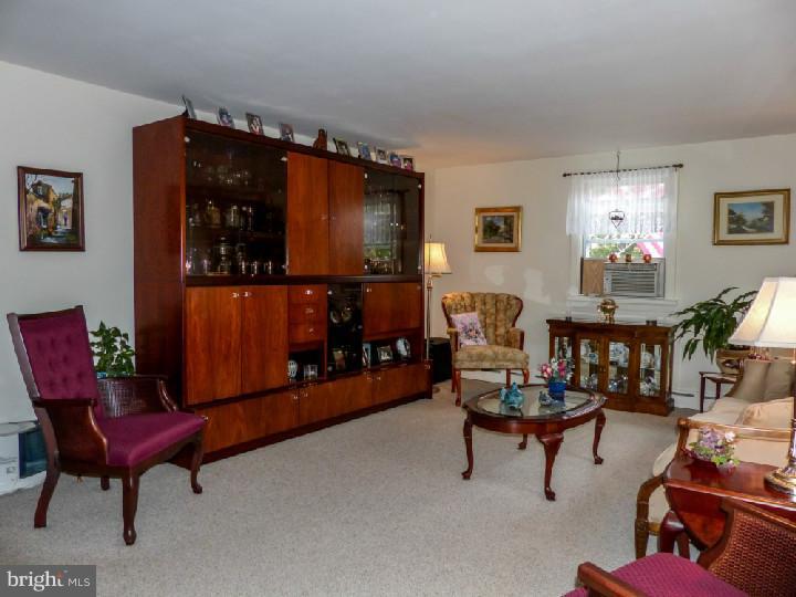 747 Fairmont Road Riegelsville, PA 18077 - Photo 7 of 24