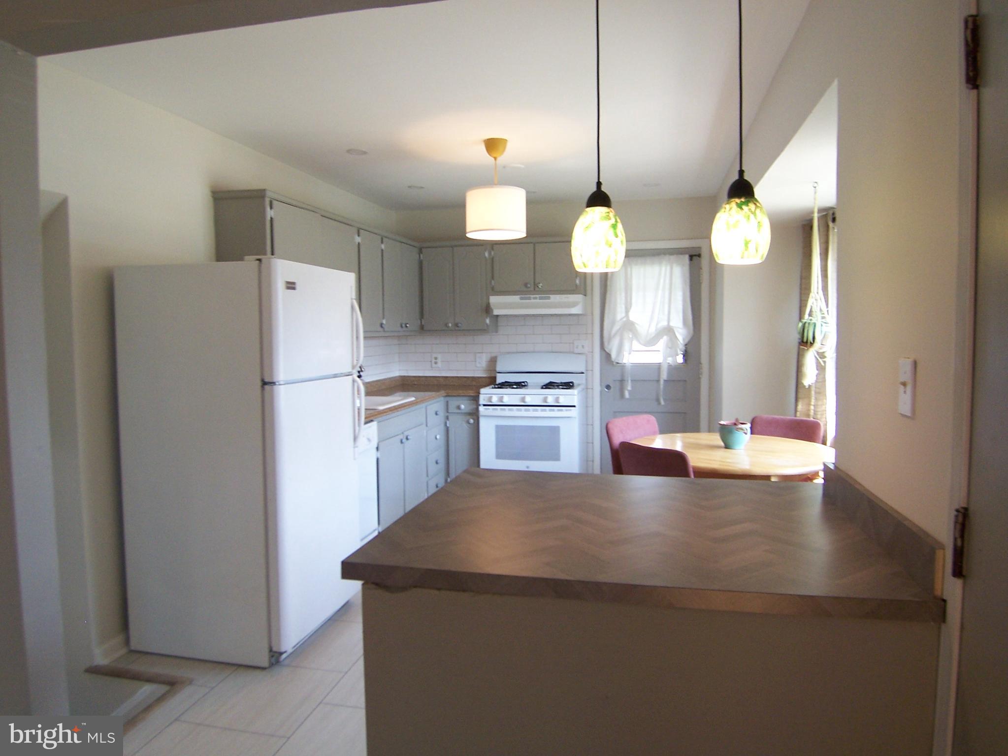 7704 Beekay Road Baltimore, MD 21219 - Photo 8 of 23 Gallery Image 8