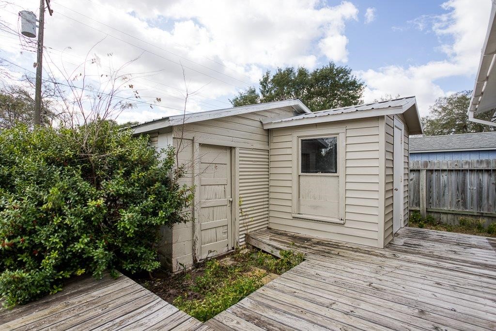 1012 East Market Street Sinton, TX 78387 - Photo 30 of 33