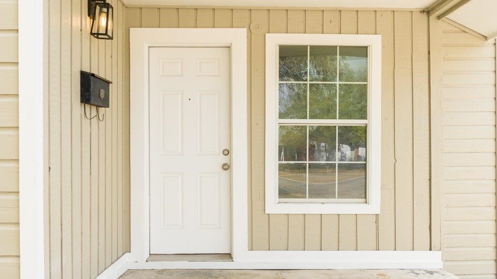 1012 East Market Street Sinton, TX 78387 - Photo 3 of 33