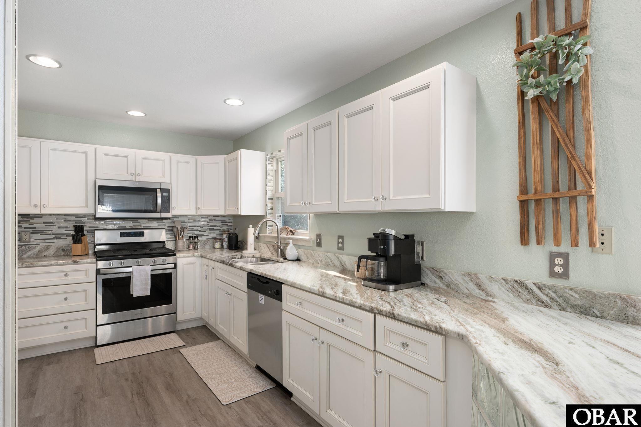 111 Sir Walter Raleigh Drive Kill Devil Hills, NC 27948 - Photo 10 of 50