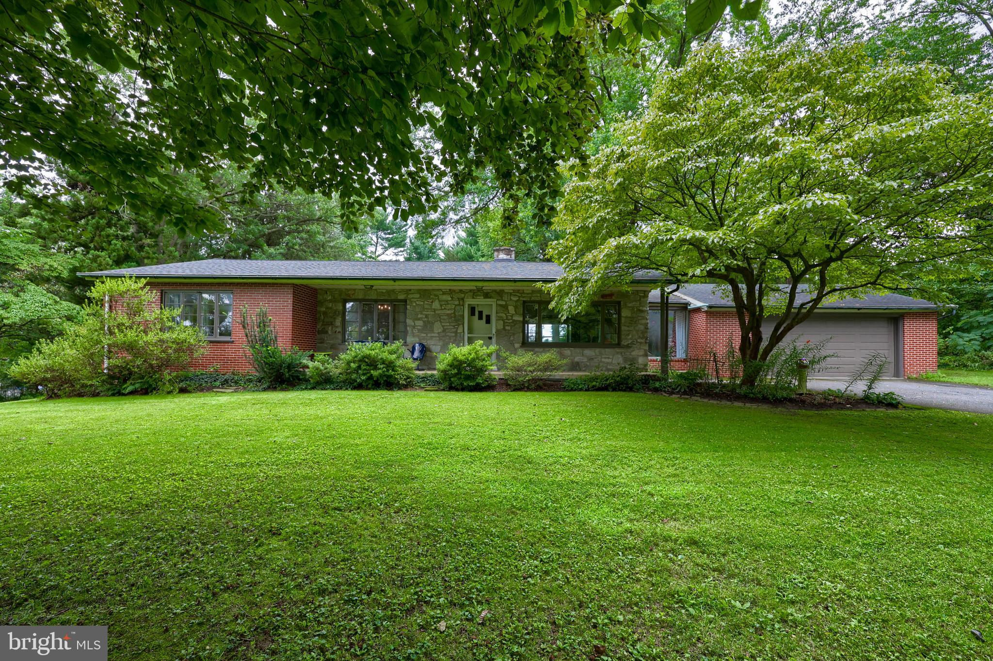 376 Arbor Road Lancaster, PA 17601 - Photo 1 of 48 Gallery Image 1