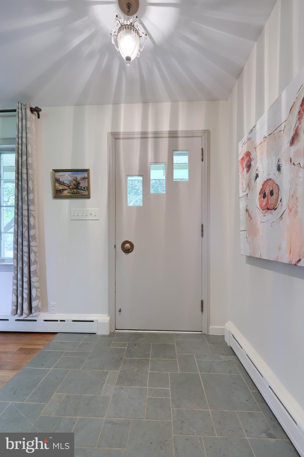 376 Arbor Road Lancaster, PA 17601 - Photo 9 of 48 Gallery Image 9