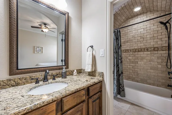 $880,000 | 729 Meadow Drive, McLendon-Chisholm, TX 75032