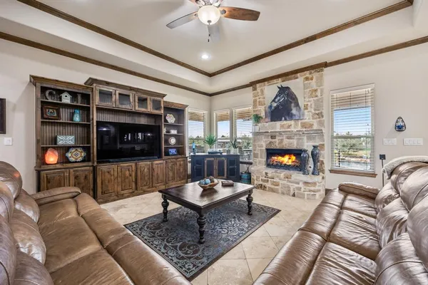 $880,000 | 729 Meadow Drive, McLendon-Chisholm, TX 75032