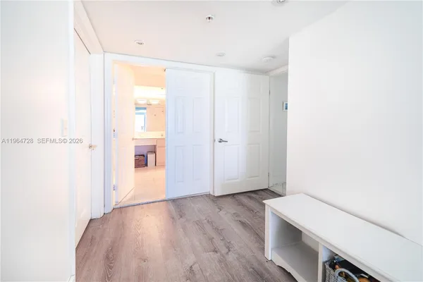 $7,700 | 6301 Collins Avenue, Unit 2802, Miami Beach, FL 33141