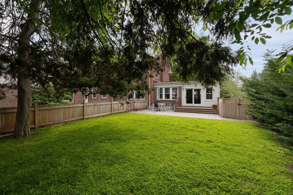 15 Agawam Road Newton, MA 02468 - Photo 24 of 25