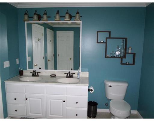 111 Poor Farm Road Lyman, ME 04002 - Photo 14 of 19 Bathroom.