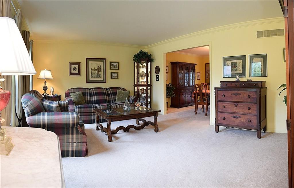 13024 Wembly Road Carmel, IN 46033 - Photo 4 of 24 Gallery Image 4